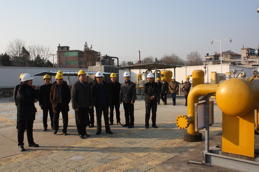 市人大常委會(huì )調研天然氣工程建設和利用情況